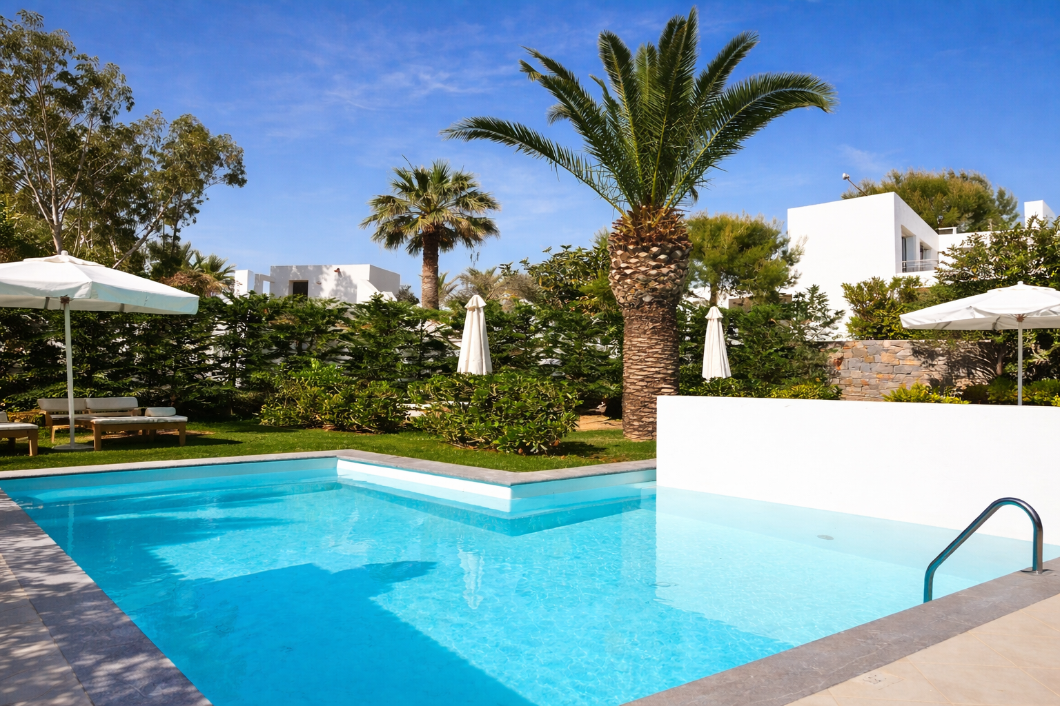 Pool maintenance in South Tampa